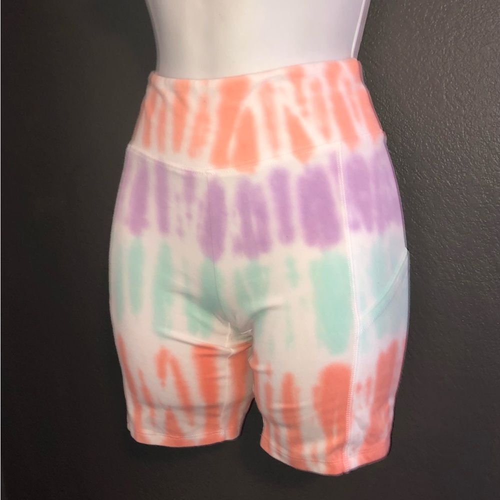Rise Biker Shorts size Junior Large Or Womens XS